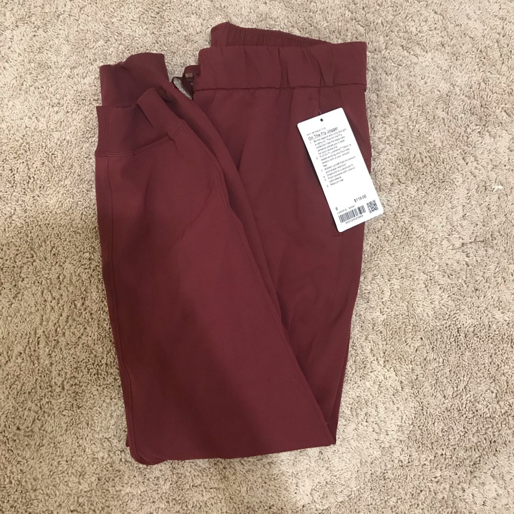 •SOLD• NWT Lululemon On the Fly Jogger Luxtreme